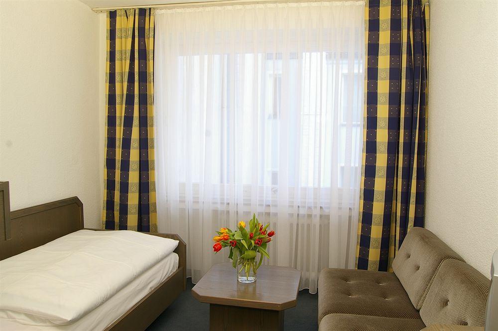 Hotel Paris Düsseldorf Zewnętrze zdjęcie
