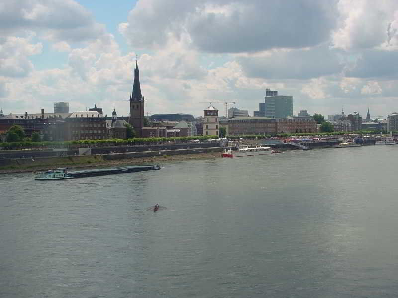 Hotel Paris Düsseldorf Zewnętrze zdjęcie