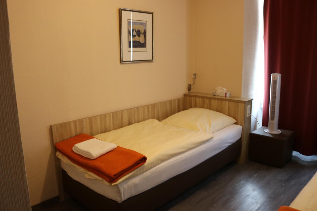 Hotel Paris Düsseldorf Zewnętrze zdjęcie